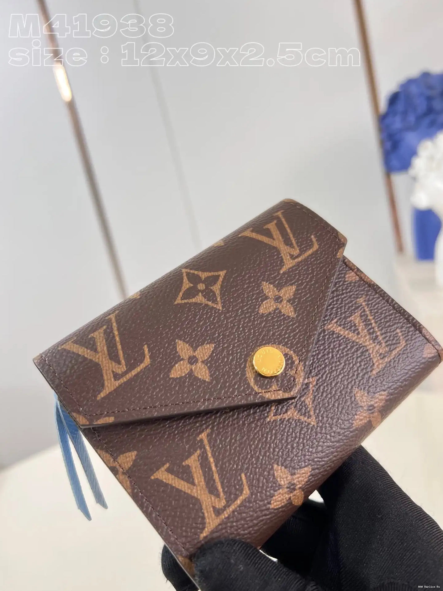LOUIS VICTORINE cm WALLET-12*9.5*2.5 VUITTON 0530